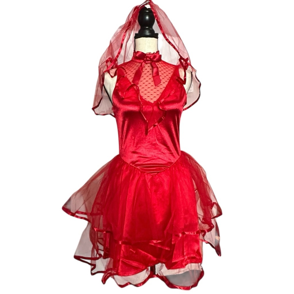 🎃 Trickz N’ Treatz Costume M Beetlejuice Lydia Deetz Halloween Dolls Kill